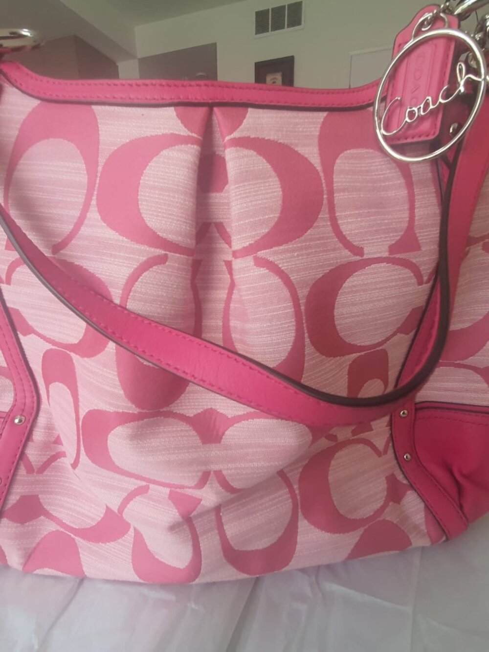 Authentic Coach Pink Signature Tote Bag – New with Tags - Picture 8 of 9